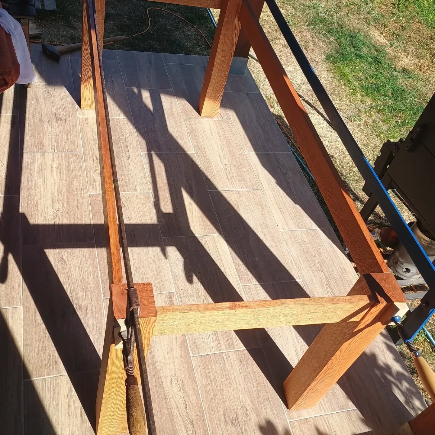 Detail ručného brúsenia